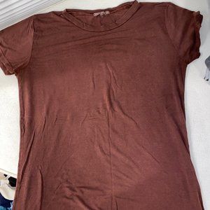 this goes w literally any outfit- easy to style- SOFT AF